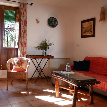 Cortijo La Gineta Guest House Alcala La Real Exterior photo