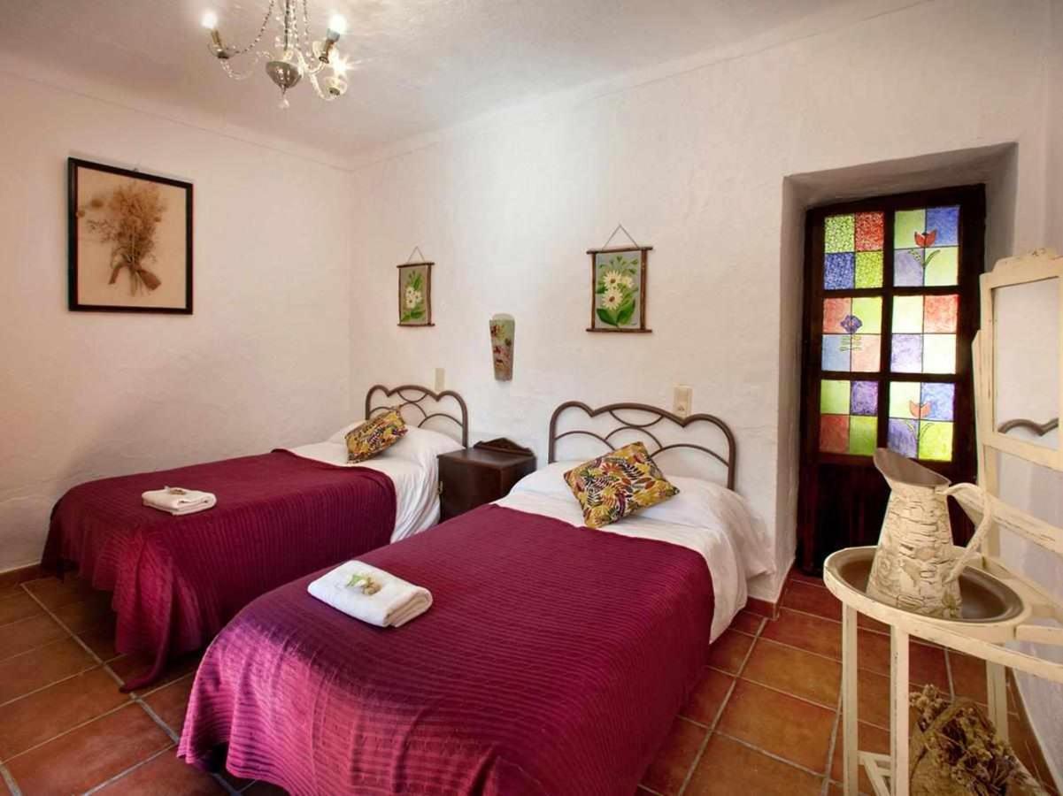 Cortijo La Gineta Guest House Alcala La Real Exterior photo