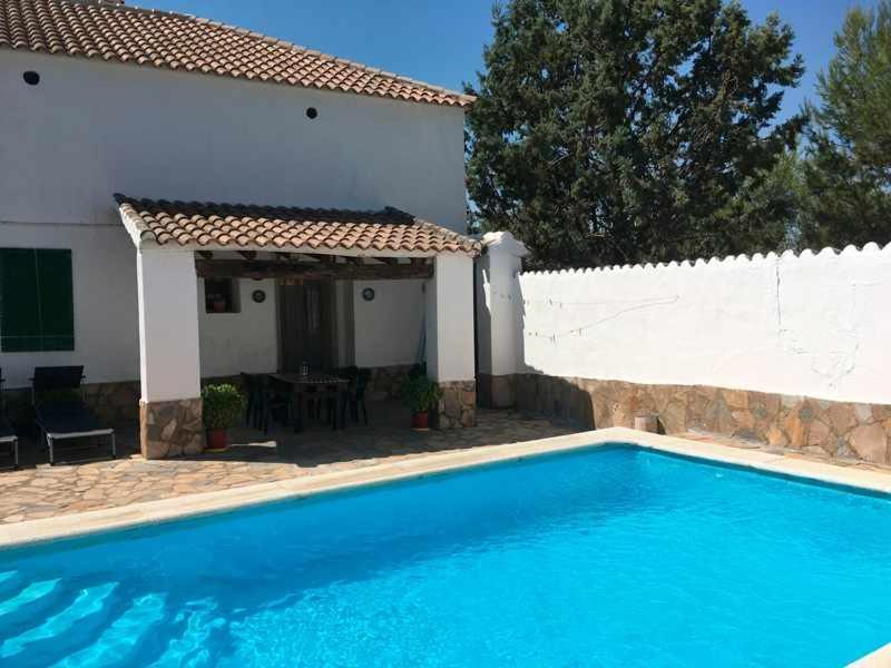 Cortijo La Gineta Guest House Alcala La Real Exterior photo